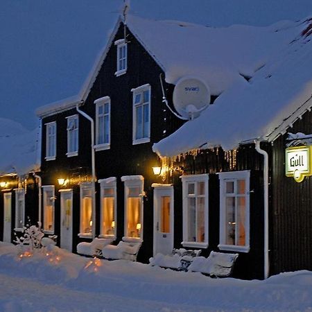 Taergesen Guesthouse Reydarfjordur Eksteriør billede